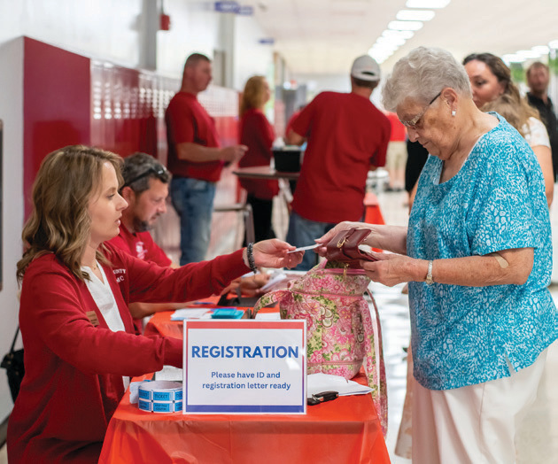 Members register for the Annual Meeting and vote for their board of directors candidates.