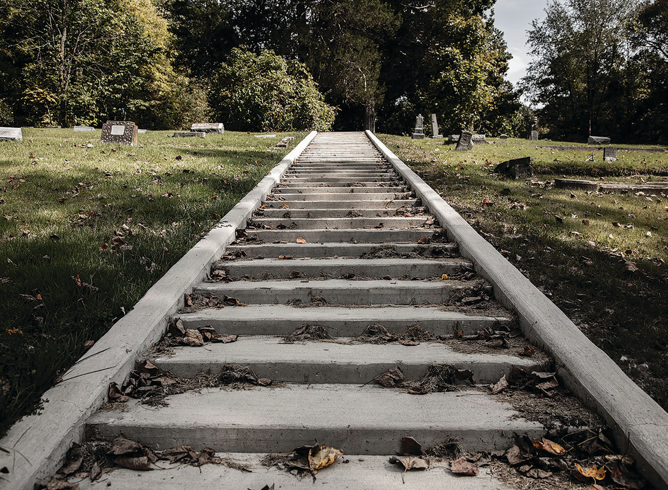 100-steps cemetery